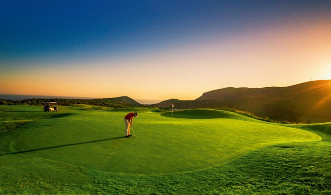 De golfbaan van Kreta Golf Club