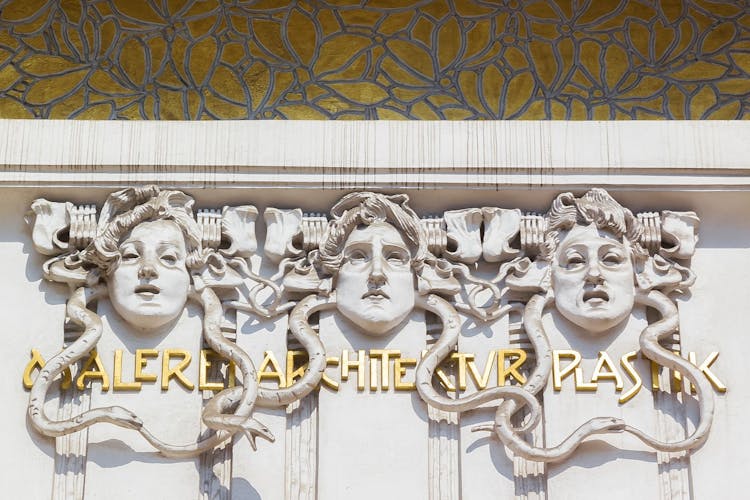 Vienna Art Nouveau and Otto Wagner walking tour with a historian