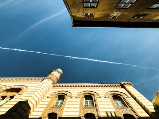 202009225f69cac0dedde.jpg