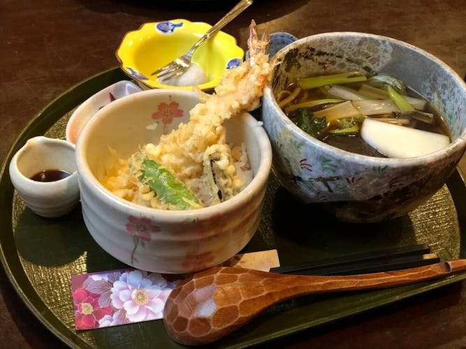 Tokyo Online: Top 5 Japanese Foods