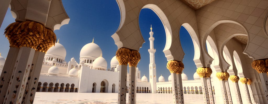 Excursión de un día a Ferrari World y a la Gran Mezquita Sheikh Zayed desde Dubái