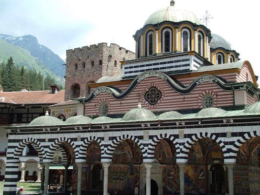 Passeio ao Mosteiro de Rila e à Igreja Boyana saindo de Sofia