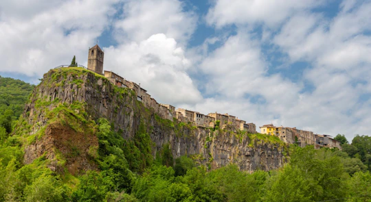 Historical Garrotxa day trip