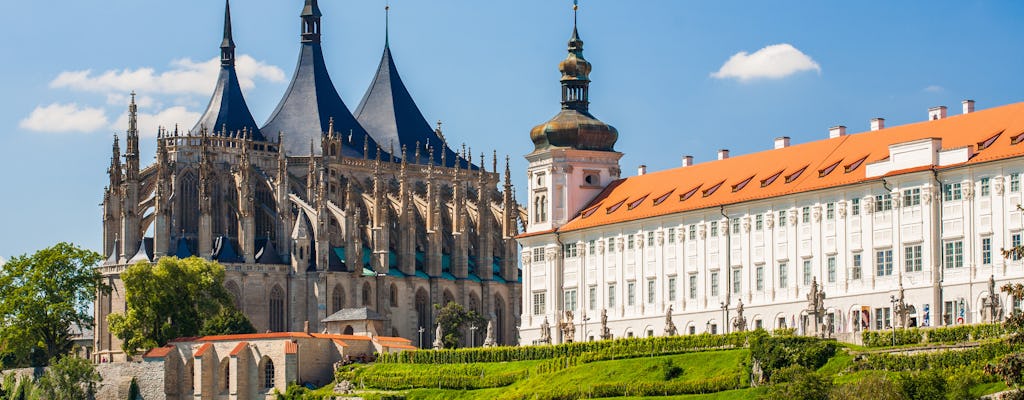 Excursão a pé em Kutna Hora e Catedral de Santa Bárbara saindo de Praga