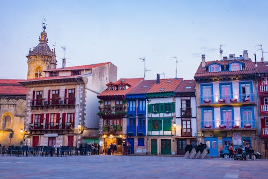 Hondarribia and gastronomic society day tour