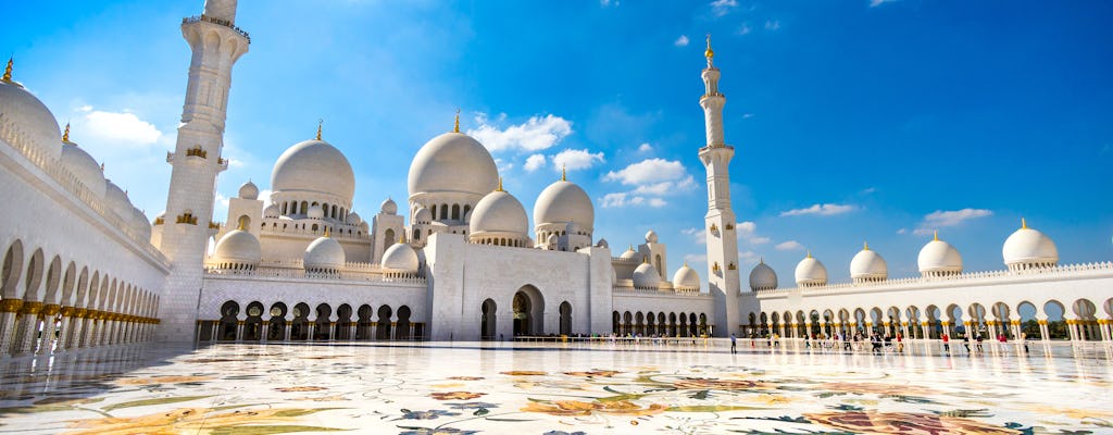 Tour pela cidade de Abu Dhabi com passeio de iate de uma hora saindo de Dubai
