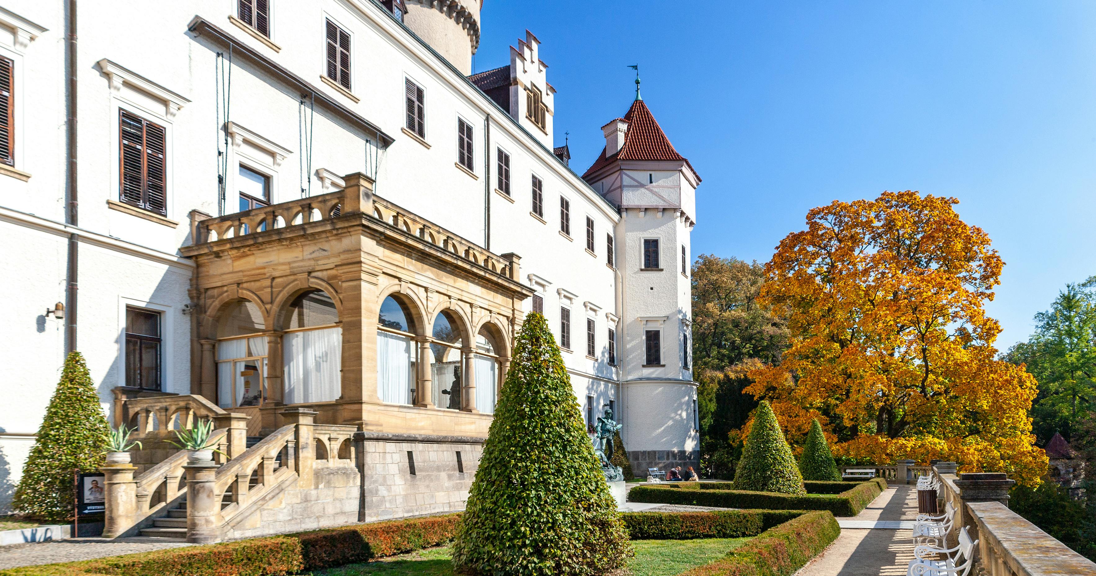 Zwiedzanie zamku Konopiste z Pragi