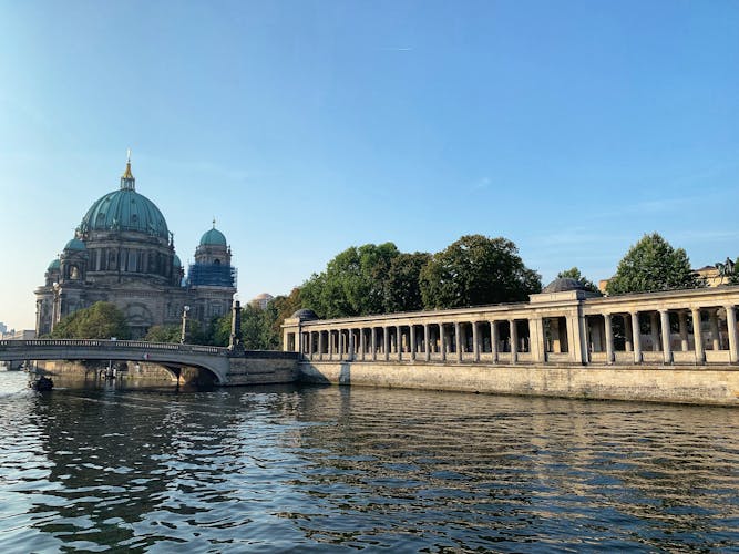 Discover Berlin guided city tour