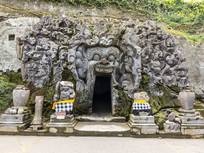 Full-day tour of the ancient relics of Ubud