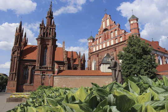 Guided tour of Vilnius' Independent Republic of Artists with a local