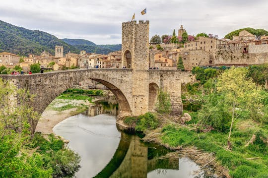 Recorrido a pie gratuito por Besalú