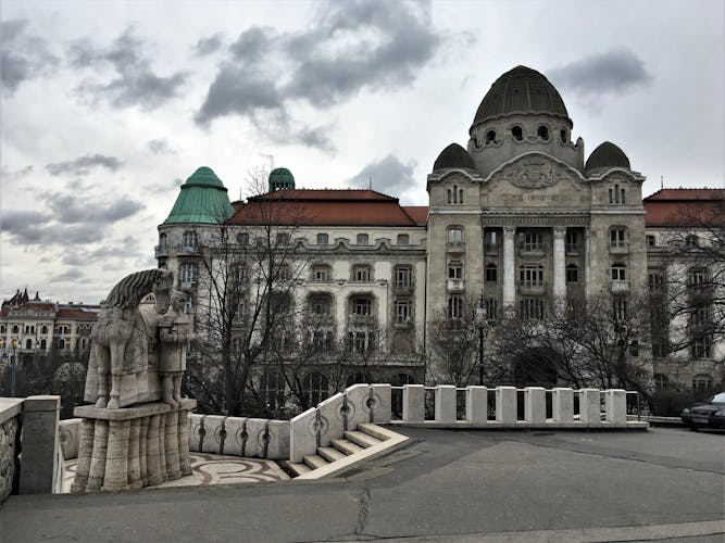 Self-guided Discovery Walk in Budapest’s Gellért Hill