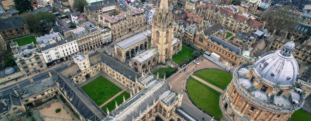 Индивидуальная экскурсия в Оксфорд, включая право на участие в одном колледже