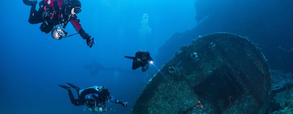 Scuba diving in Aqaba for certified divers