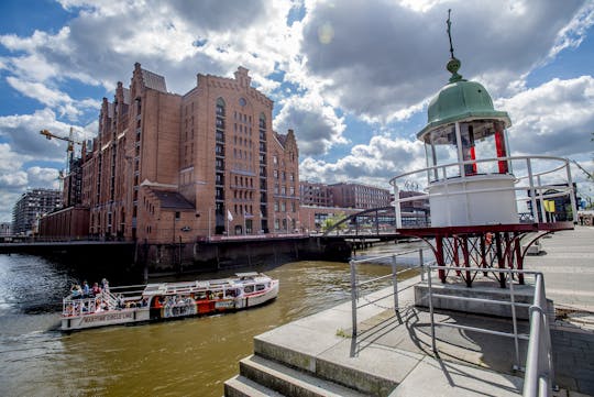 Hop-on-Hop-off-Hafenrundfahrt mit Ticket für das Internationale Maritime Museum