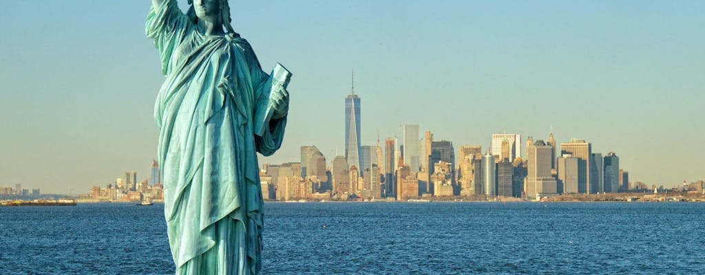 Tour matutino de acceso rápido a la Estatua de la Libertad y Ellis Island