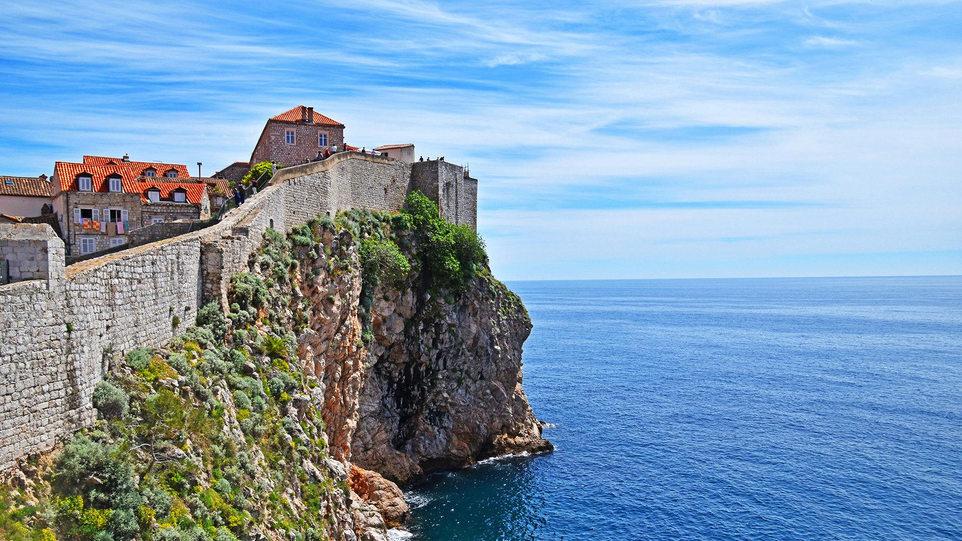 Dubrovnik city walls walking tour
