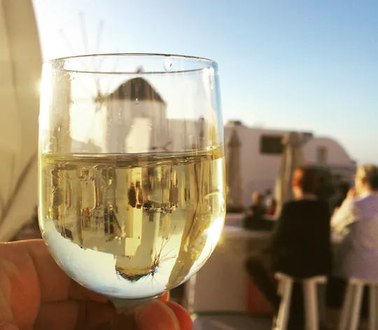 Passeio ao pôr do sol em Santorini com degustação de vinhos