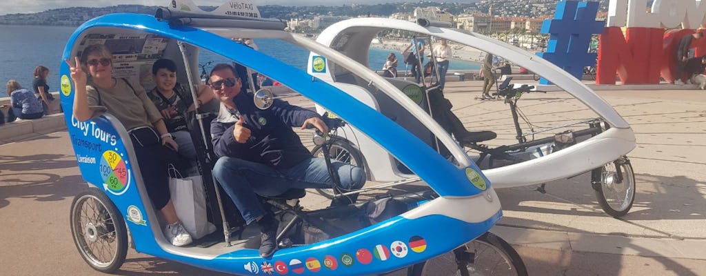 Un paseo en rickshaw eléctrico privado de 1,15 horas en la Riviera francesa