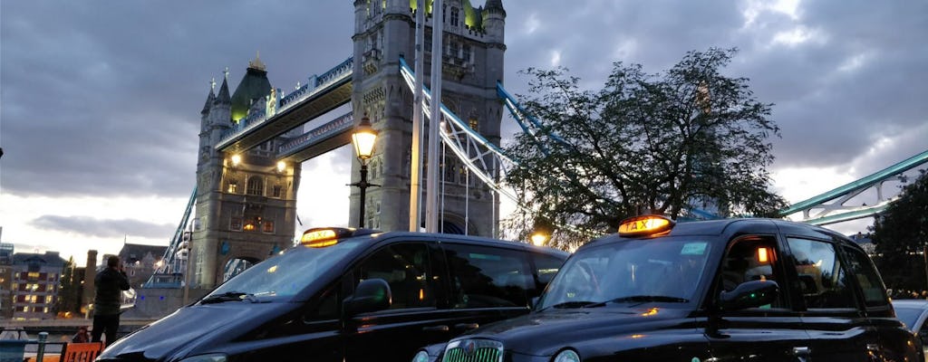 Visite nocturne des illuminations de Londres avec prise en charge à la station de Tower Hill