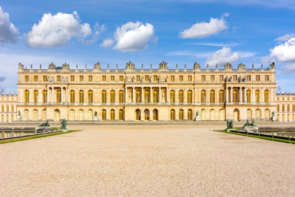 Visita guiada de meio dia ao Palácio e Jardins de Versalhes
