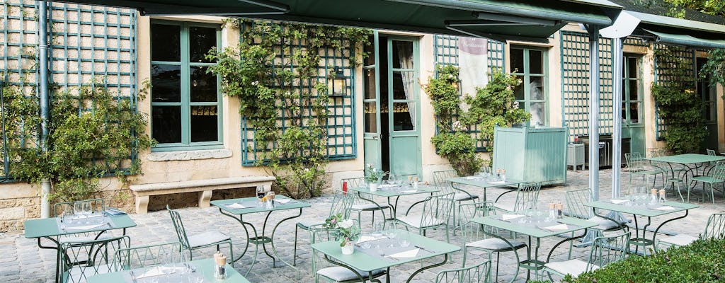 Lunch in the gardens of  Versailles at La Petite Venise restaurant