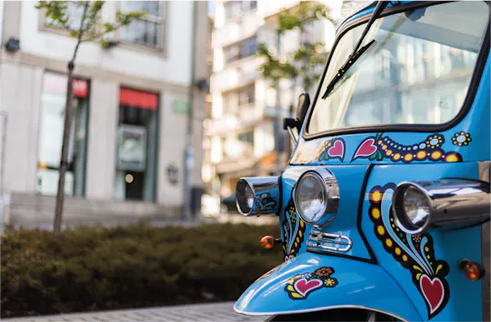 Porto 1-hour Tuk Tuk tour