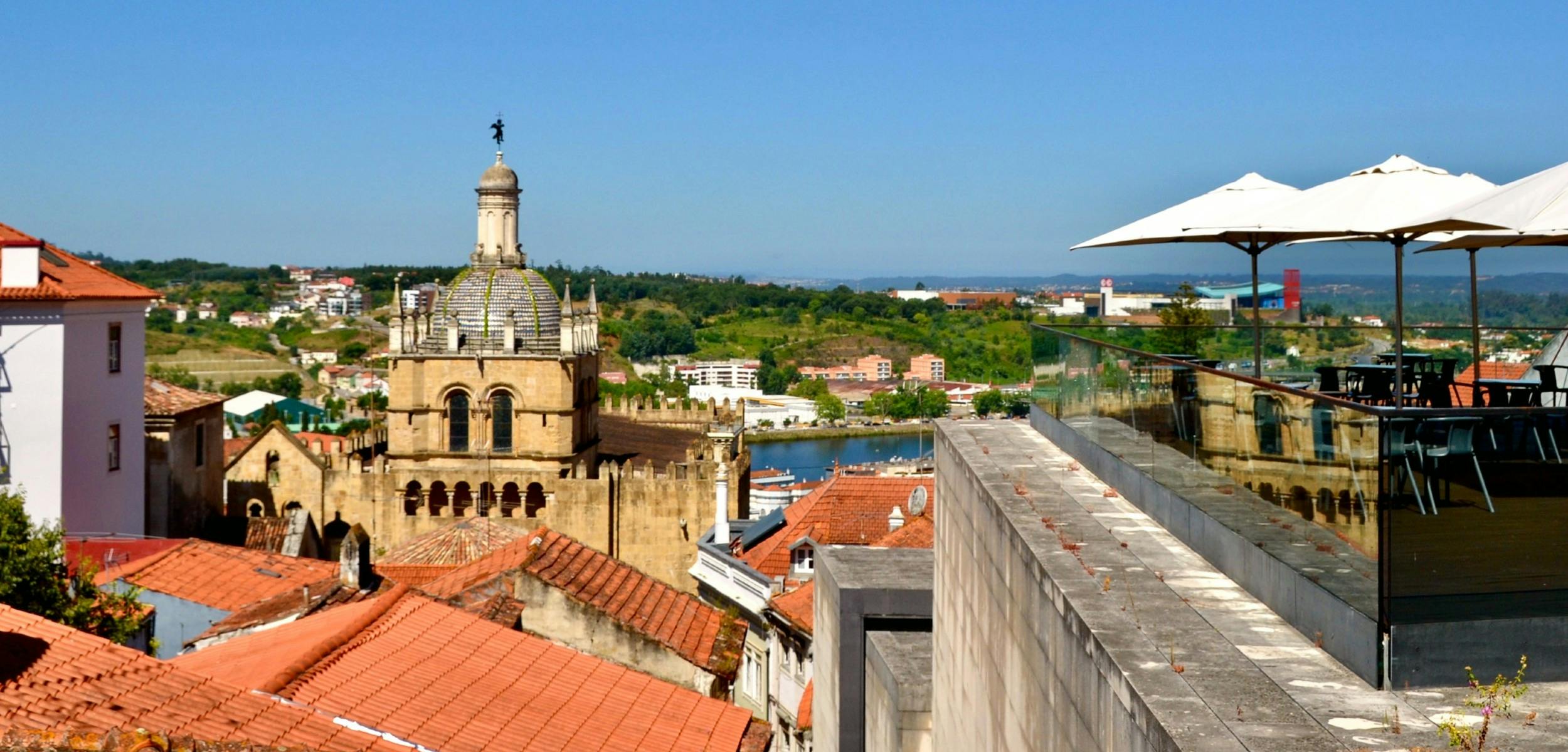 Self-guided discovery walk of Coimbra's cathedrals and Calla Lilies