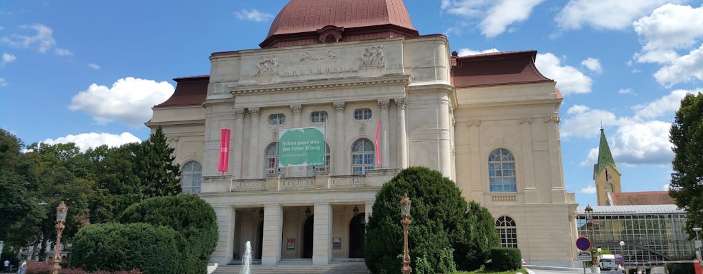 Walking tour to the Instaworthy spots of Graz with a local