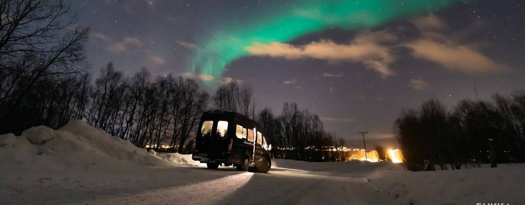 Private Northern Lights minibus chase