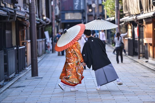 Half-day Tokyo Kimono photoshoot tour in Asakusa