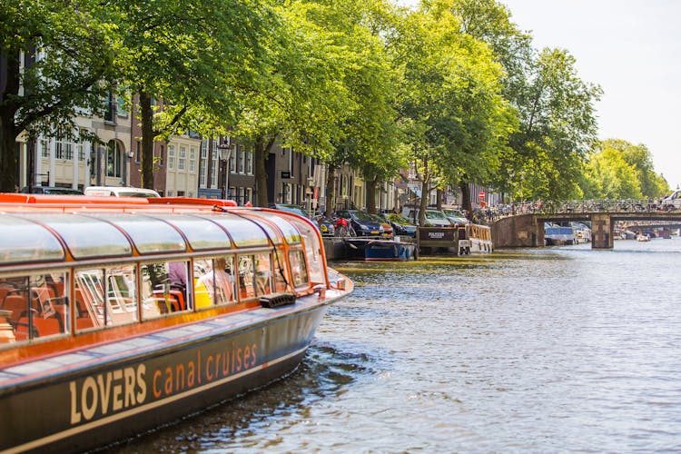 Stedelijk Museum and 1-hour Amsterdam canal cruise