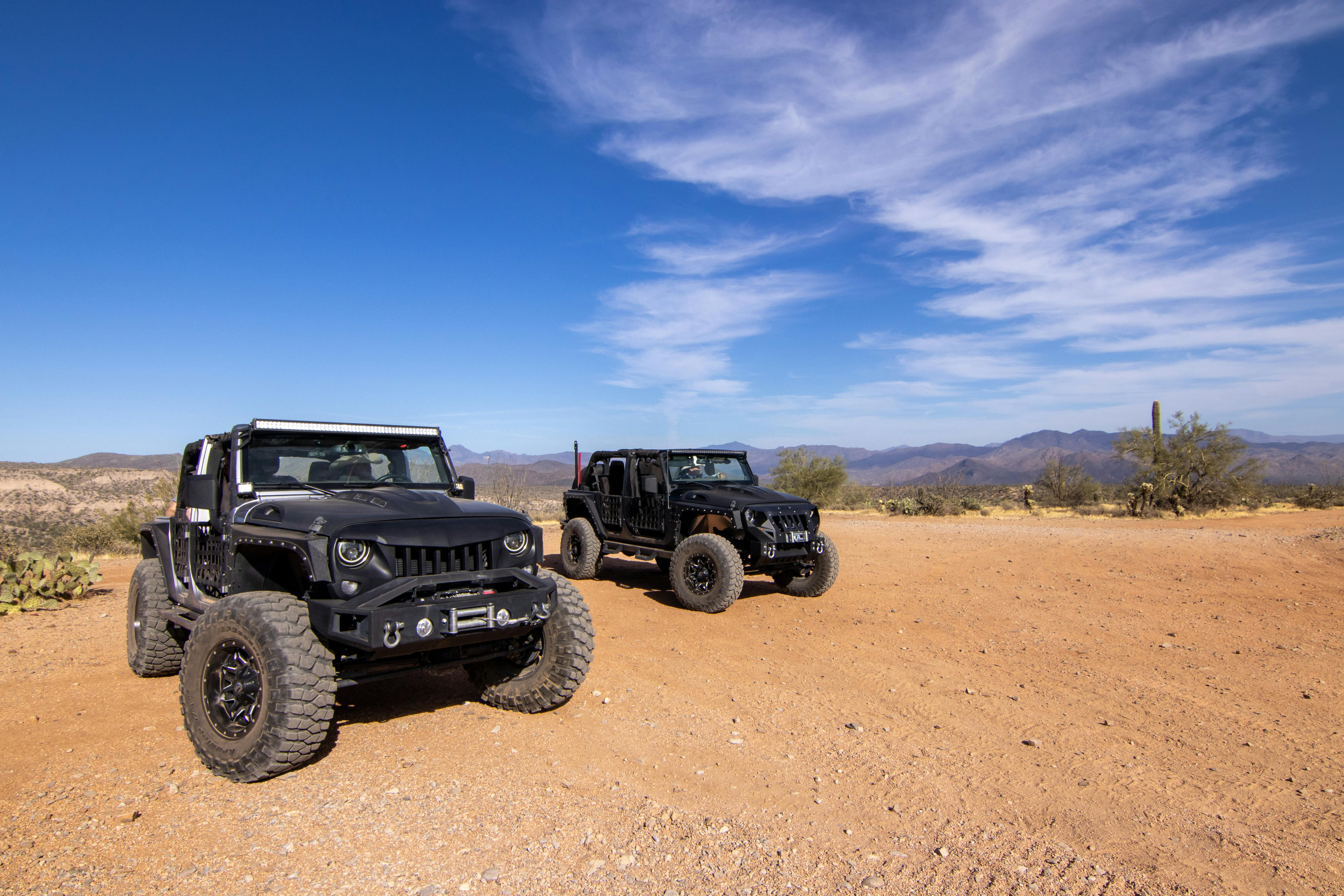 Jeep-Tour durch die Sonora-Wüste bei Sonnenuntergang