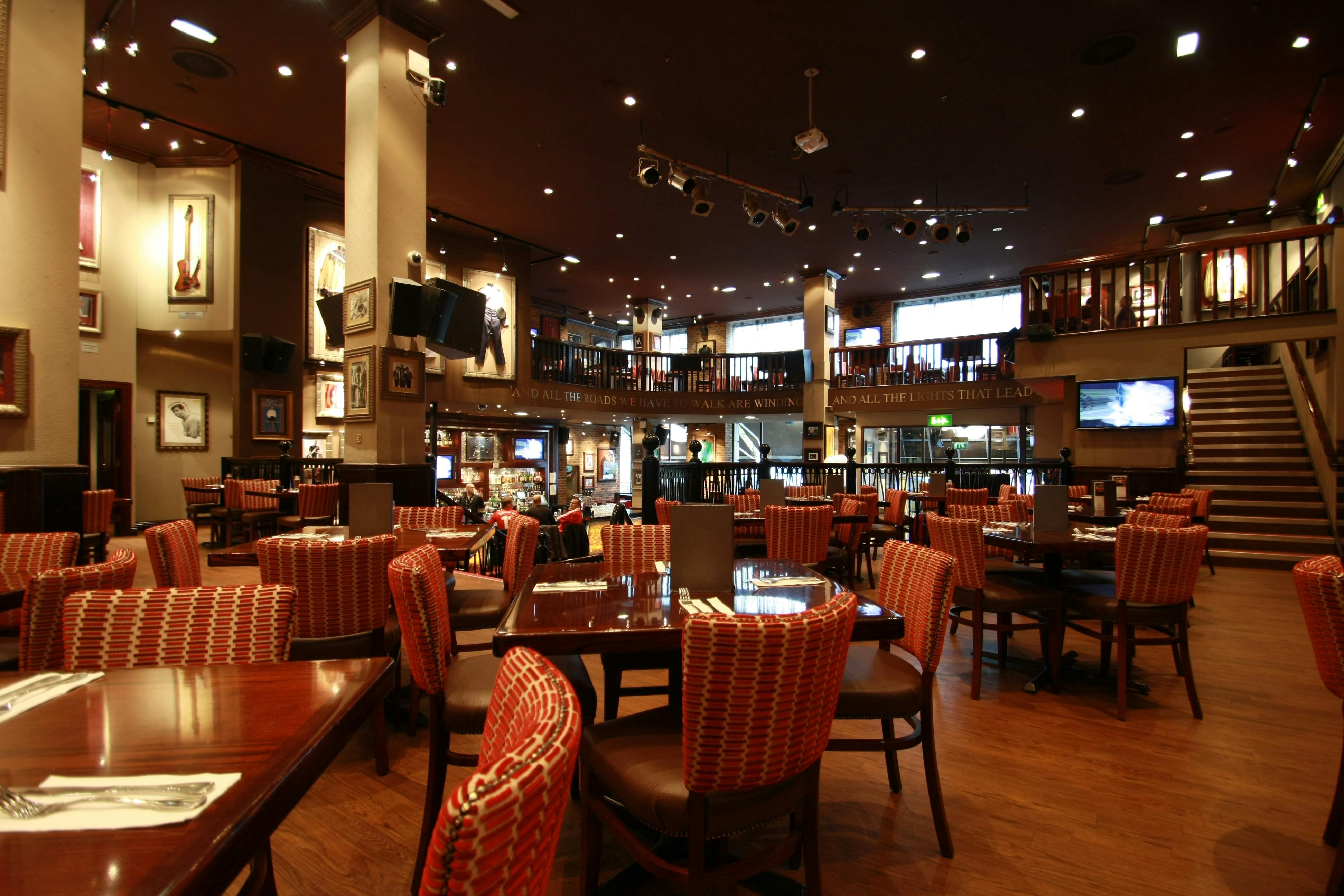 Hard Rock Cafe Manchester: pierwszeństwo siedzenia z menu