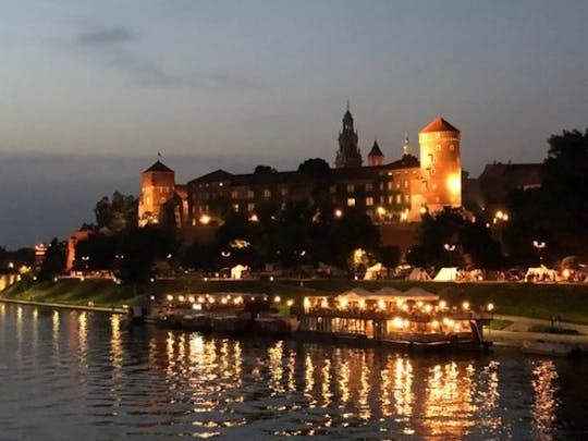 Nocny rejs po Wiśle w Krakowie