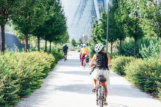 Prywatna wycieczka rowerem elektrycznym po miejskim lesie w Mediolanie