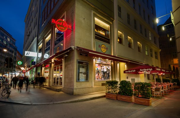 Hard Rock Cafe Viena: assento prioritário com menu