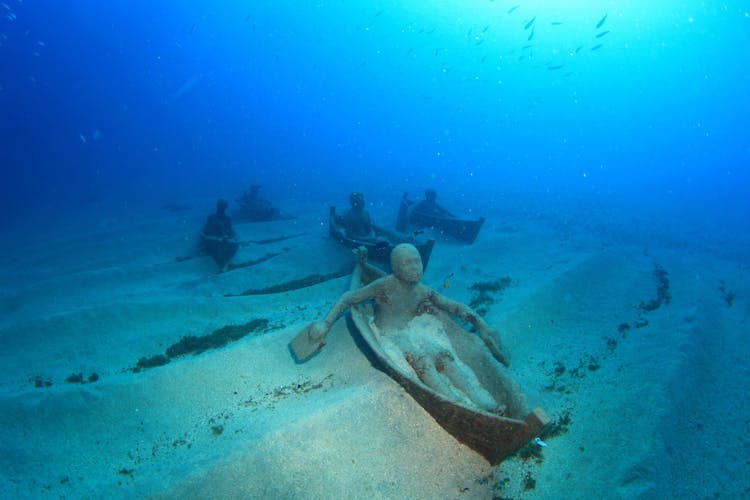 Try Dive and Museo Atlántico