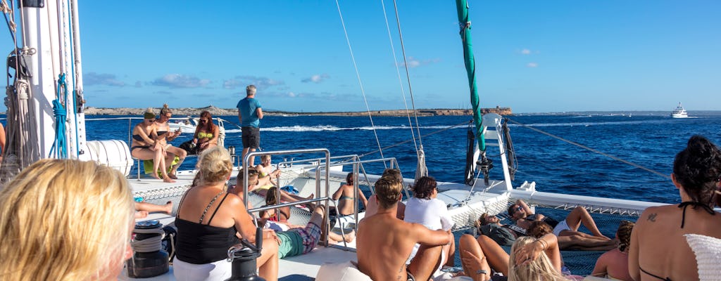 Crucero en catamarán por Formentera y s'Espalmador con barbacoa