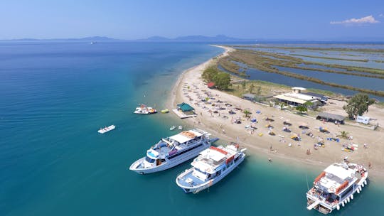Excursion sur le bateau de Théo avec barbecue