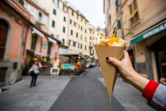 Private food and cultural walking tour of Bologna