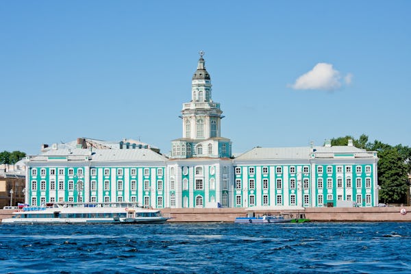 City Tour St Petersburg sightseeing excursion by double-decker bus