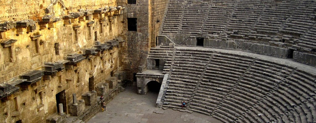 Excursion d'une journée au temple d'Apollon, aux cascades d'Aspendos et de Manavgat au départ d'Alanya