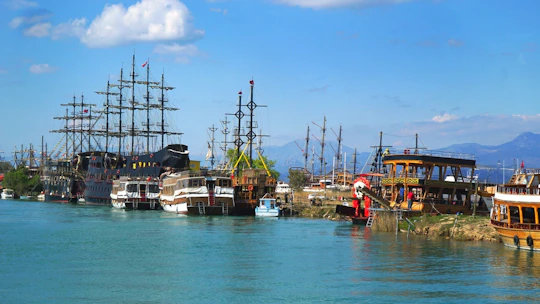 Manavgat River Cruise with Grand Bazaar from Alanya