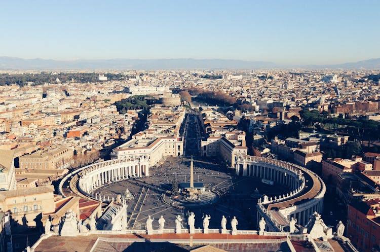Rome highlights tour with minivan transportation