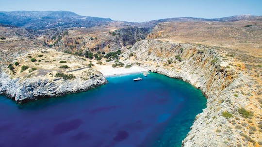 Crucero en barco y snorkel en Chania