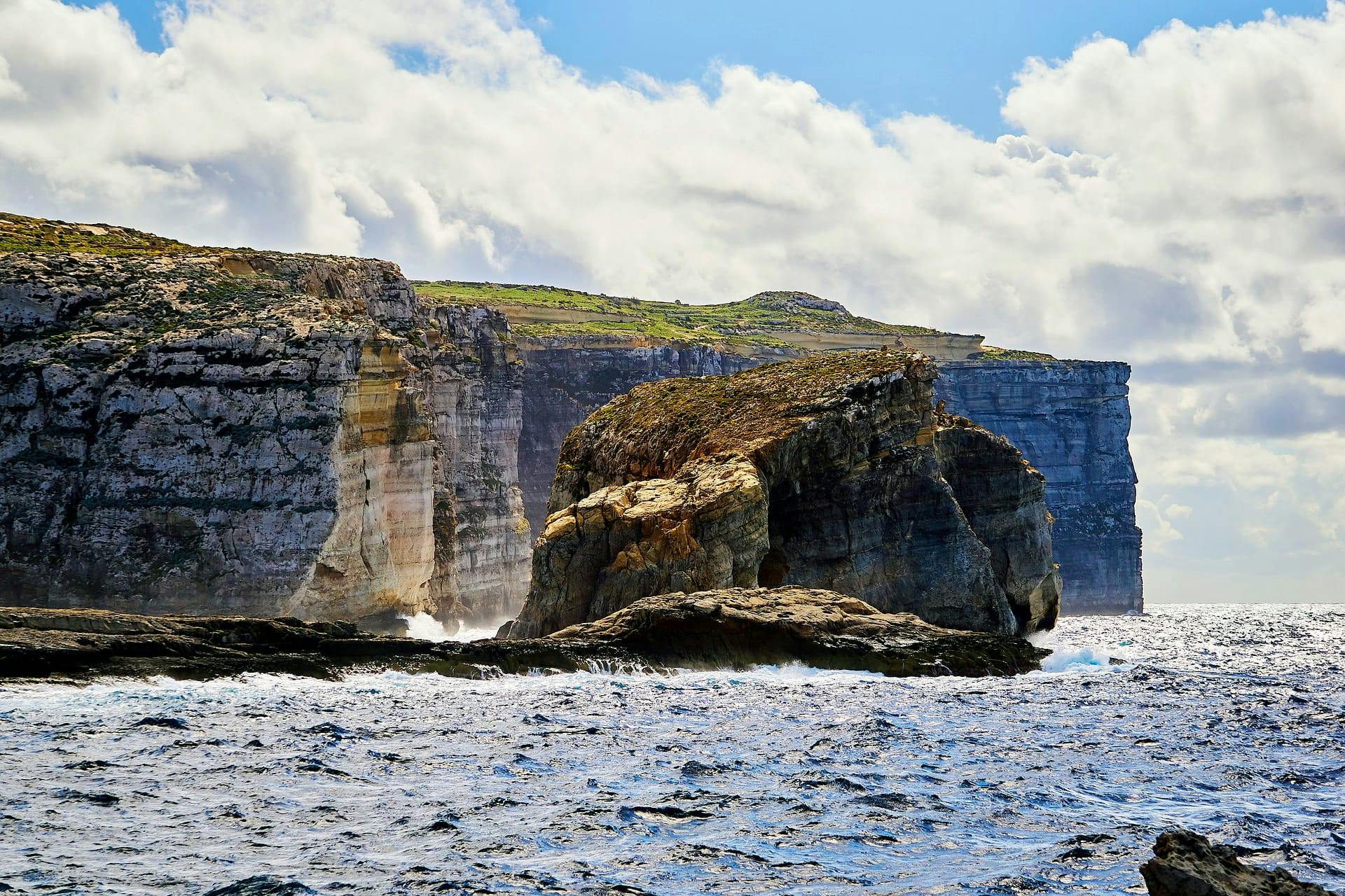 Excursión en grupo reducido a Gozo con los templos de Victoria y Ggantija