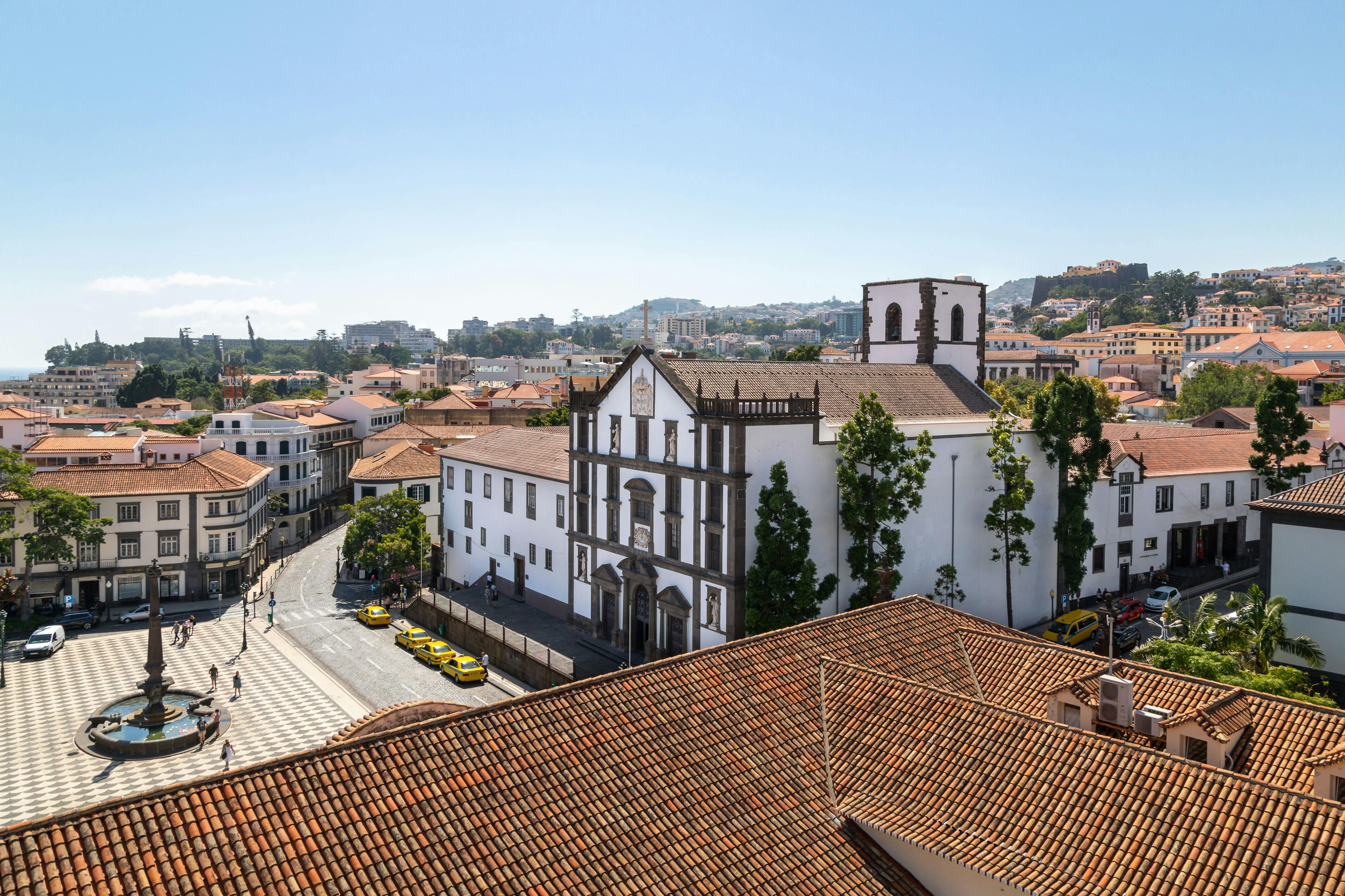 Tour por la ciudad de Funchal desde el oeste