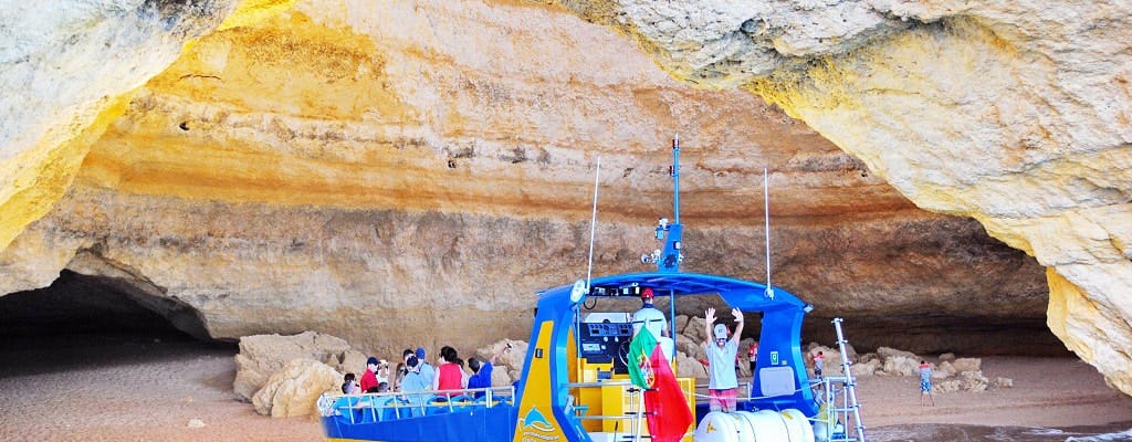 Excursión en barco a la cueva del Soñador y los delfines en Albufeira
