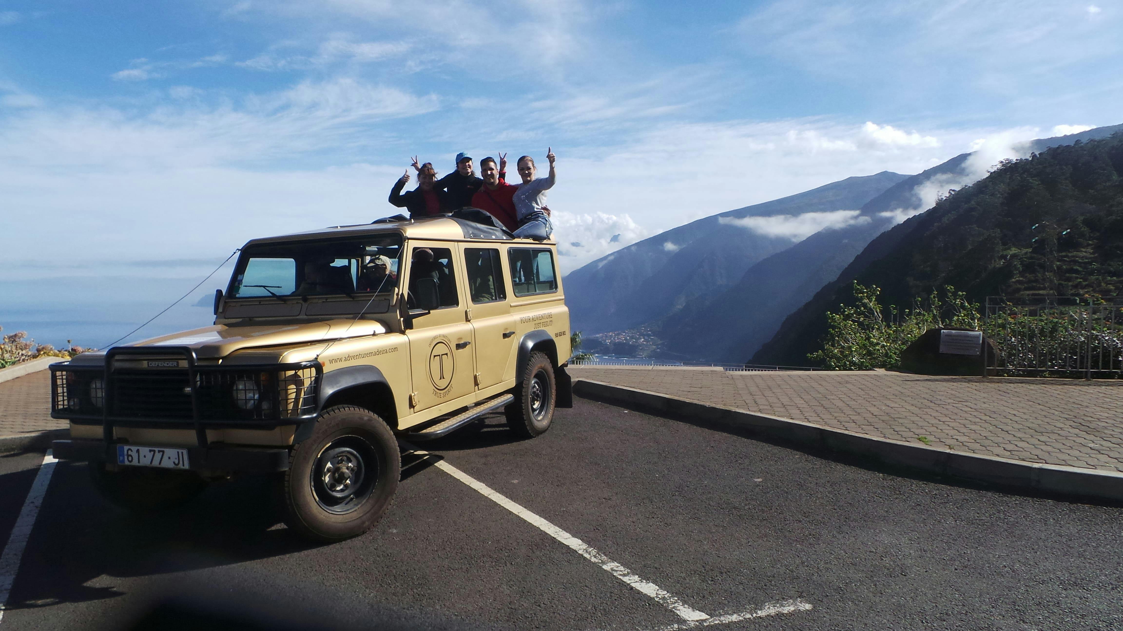 Tour delle meraviglie del nord di Madeira in 4x4